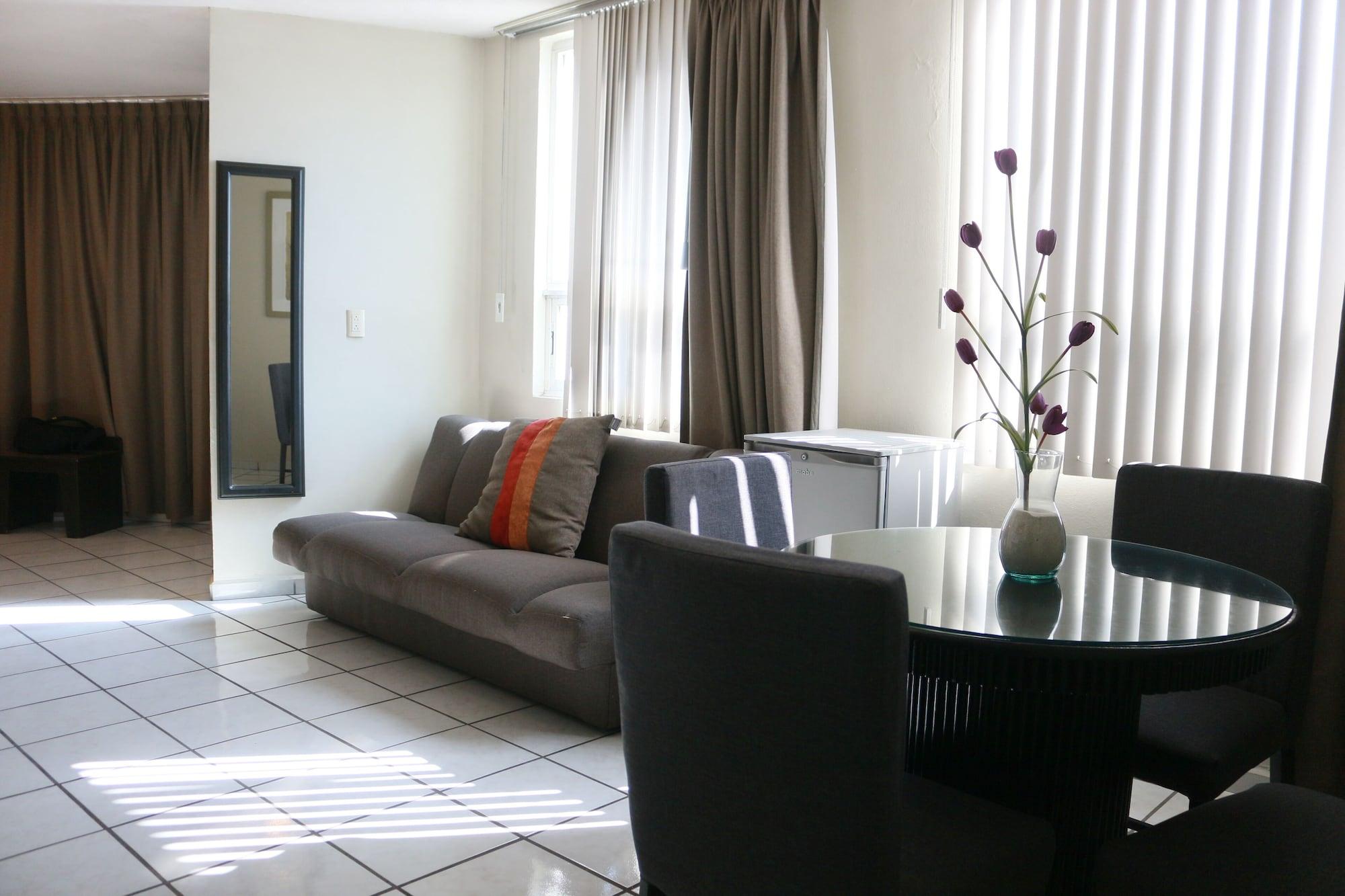 Howard Johnson Avenida 3*