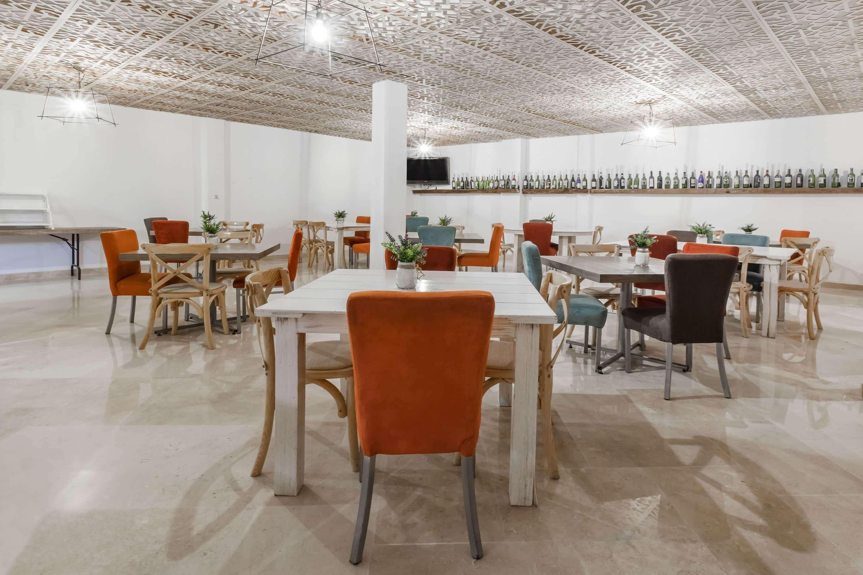 Howard Johnson Avenida Hotel 3*