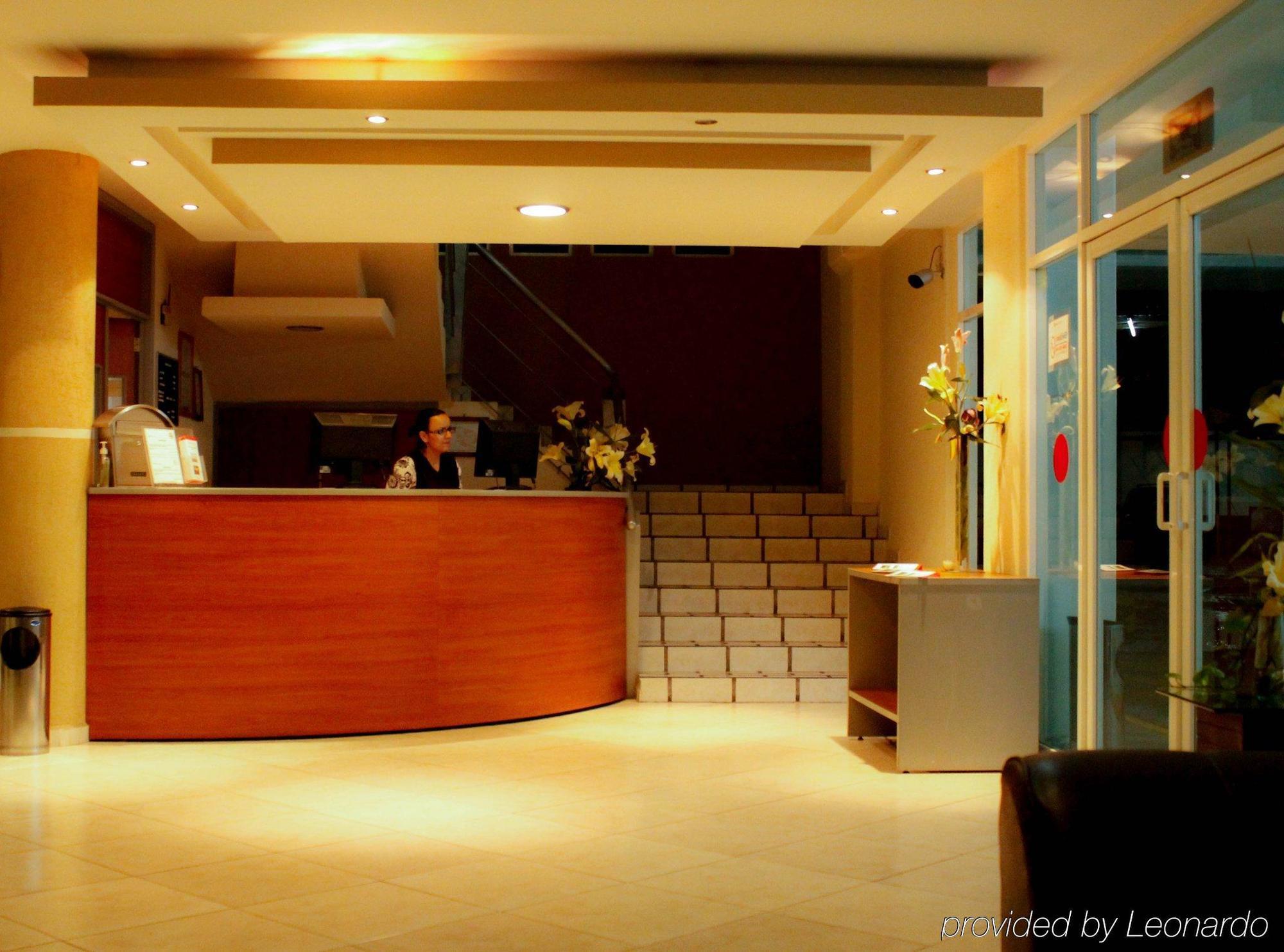 Howard Johnson Avenida León