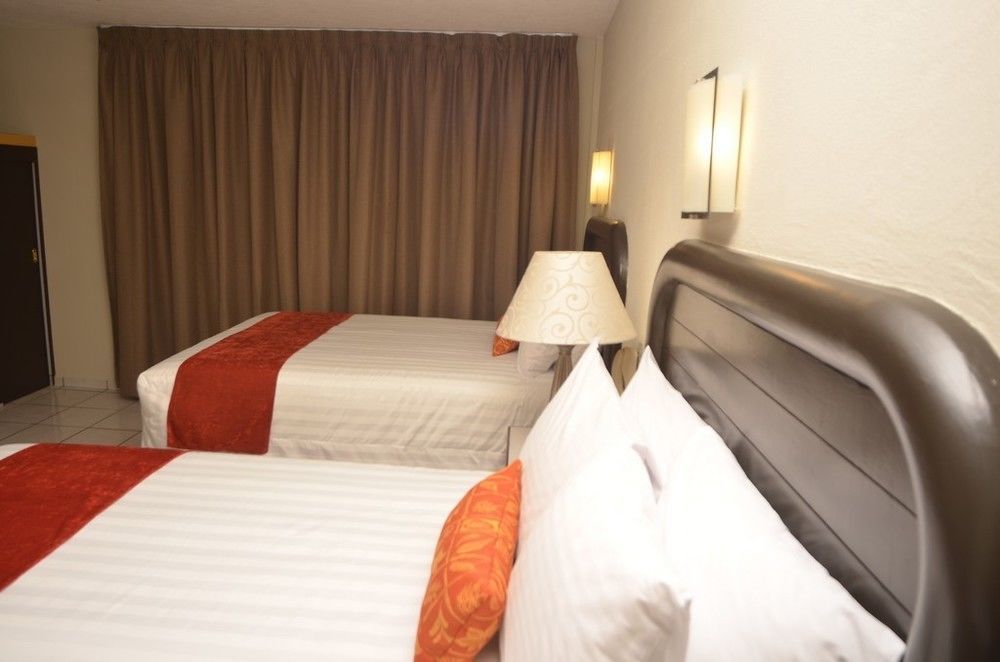 Hotel Howard Johnson Avenida