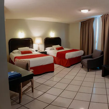 Howard Johnson By Wyndham Guanajuato Leon Avenida Exterior foto
