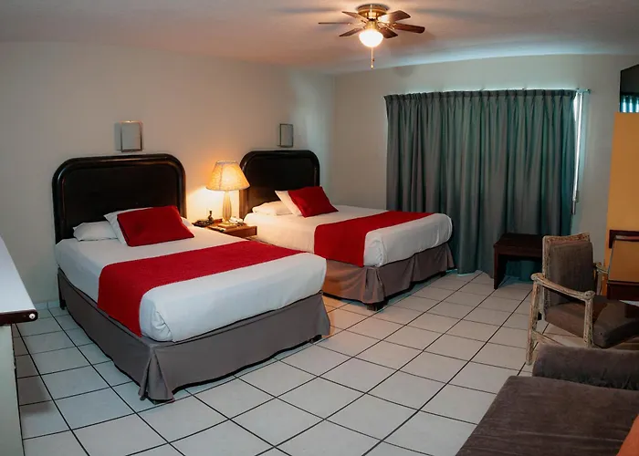 Howard Johnson By Wyndham Guanajuato Leon Avenida
