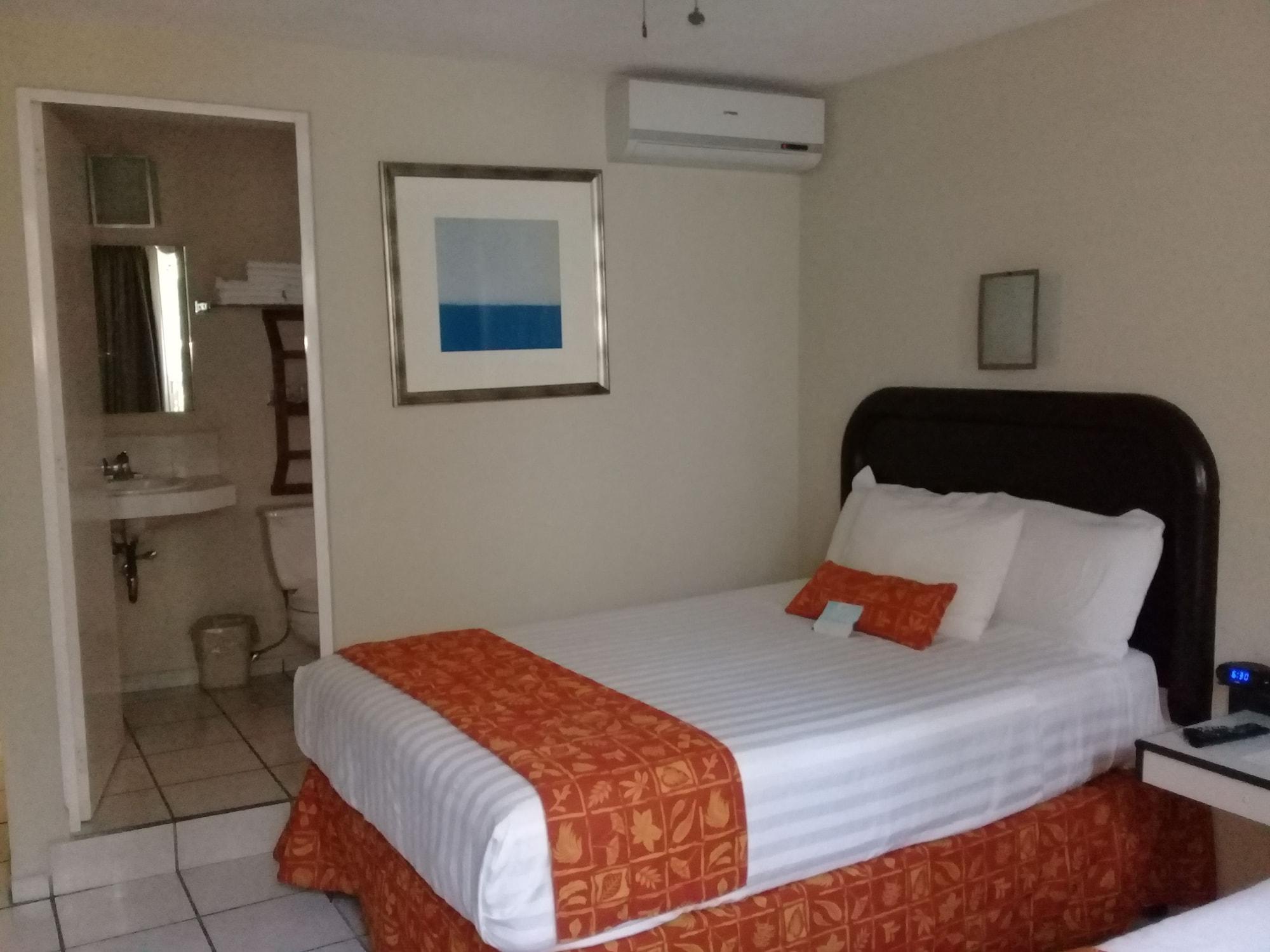 Howard Johnson By Wyndham Guanajuato Avenida León