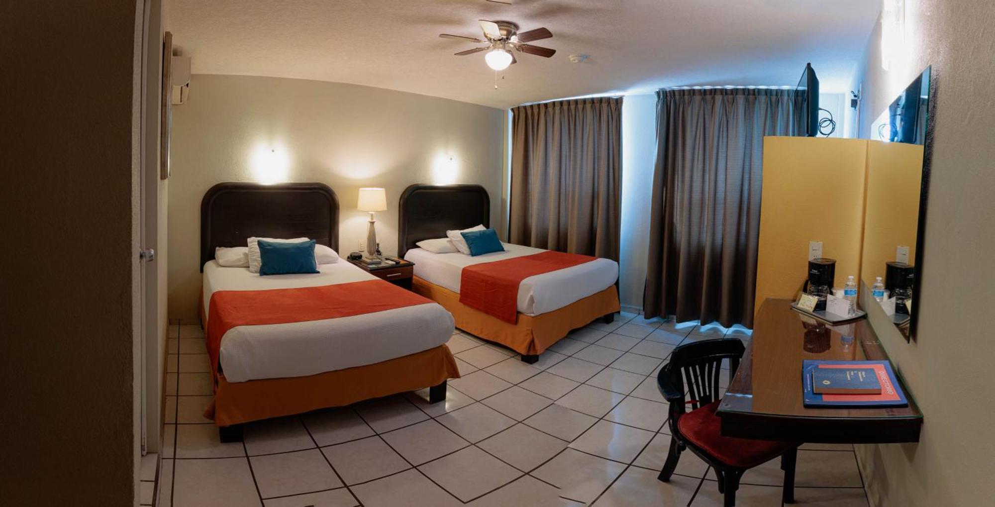 Hotel Howard Johnson By Wyndham Guanajuato Avenida León