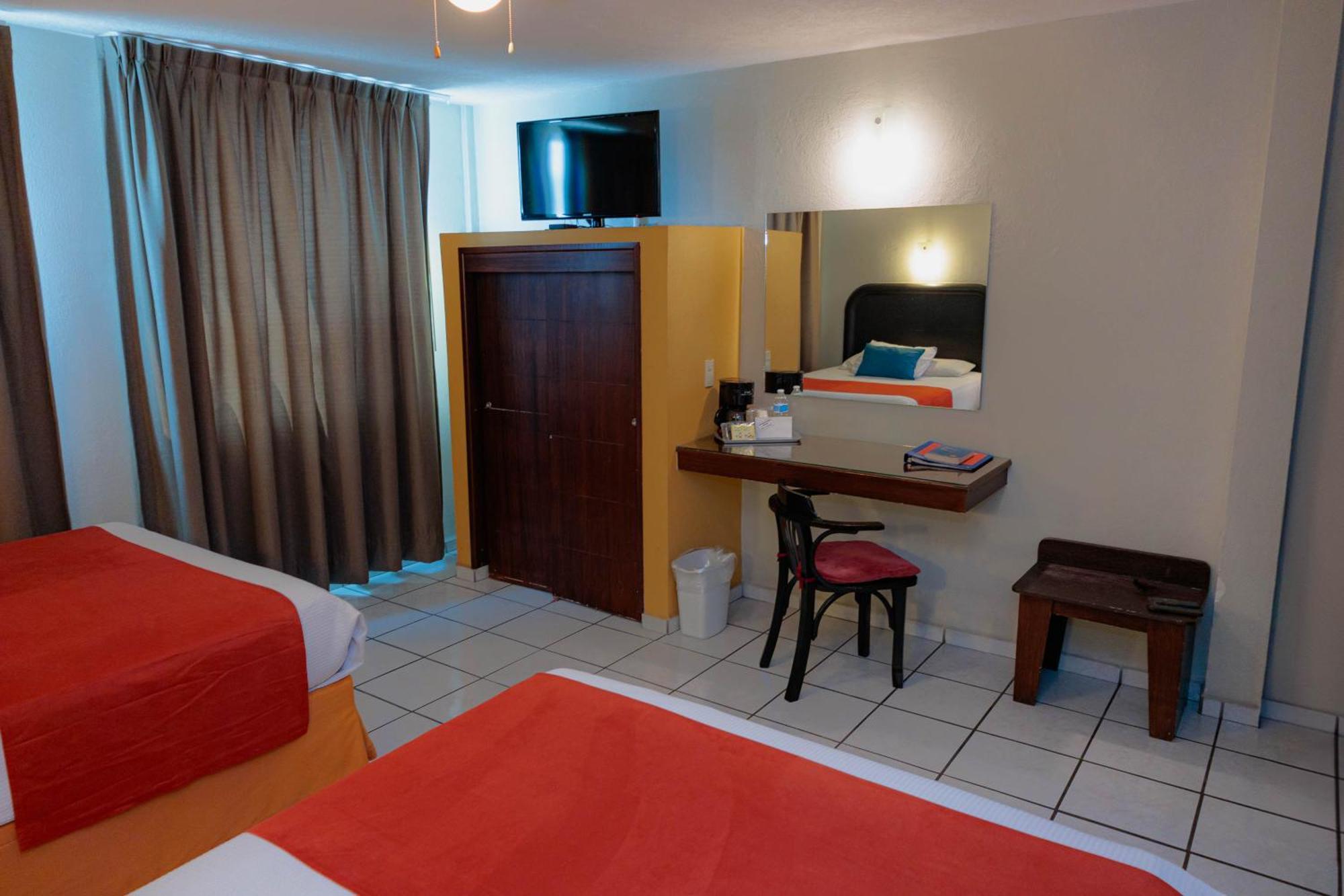 Howard Johnson By Wyndham Guanajuato Avenida 3* León